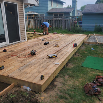 Stamped concrete, cedar deck