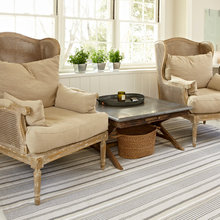 Seating area by eat-in