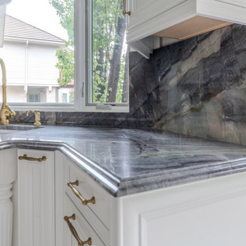 Zumaia Quartzite Kitchen - Dupont Edge
