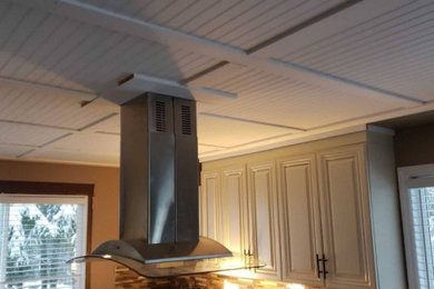 Example of a kitchen design in Vancouver