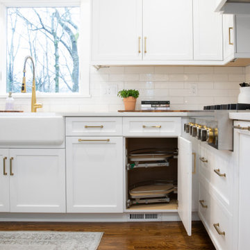Light Filled Transitional Kitchen Renovation