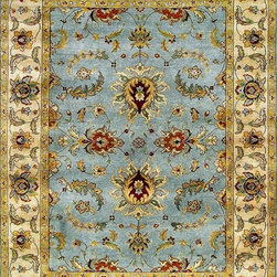 Traditional Rugs - Area Rugs