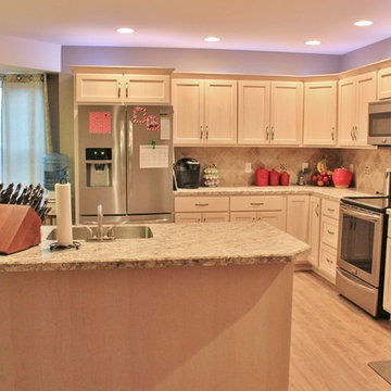 Light and Bright Kitchen
