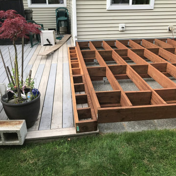 LAKELAND HILLS CUSTOM DECK