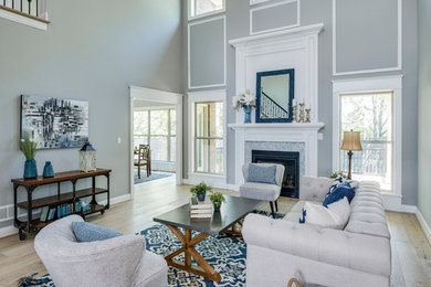 Home design - traditional home design idea in Louisville