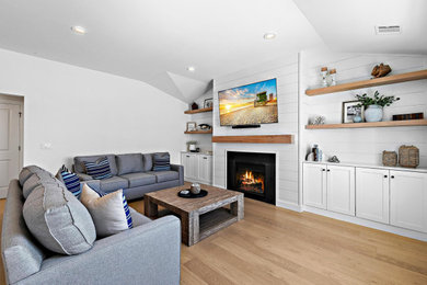 Inspiration for a living room remodel in New York