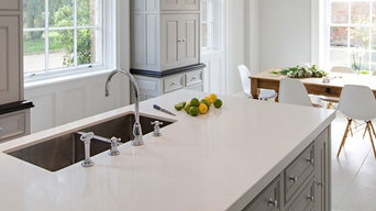 Light coloured Quartzstone kitchen Worktops