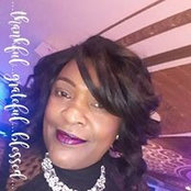 Angela Roper's photo