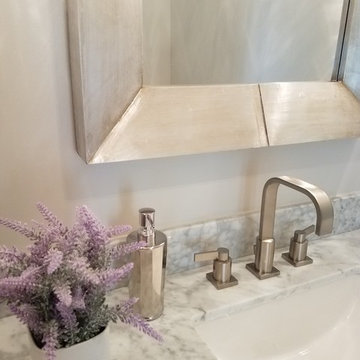 Gibson's Lake House Powder Room