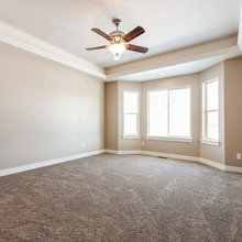 Neutral carpet and walls for BR