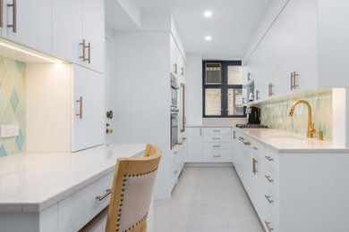 Example of a kitchen design in New York