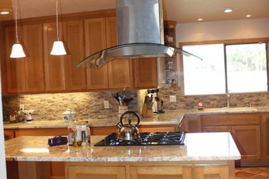 Trendy kitchen photo in Austin