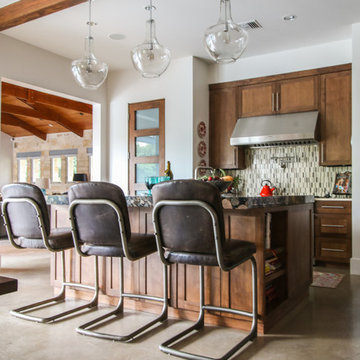 My Houzz: Industrial Style in a Texas Family Ranch
