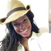Ebony Robinson's photo