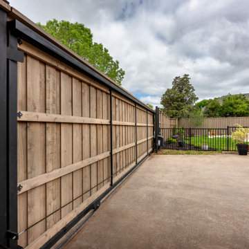 Custom Cedar Fence & Gate Installation