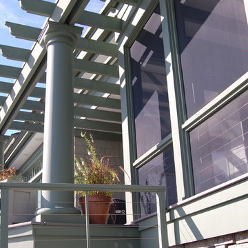 Screen Porch w/ Integrated Pergola
