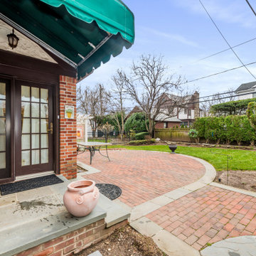 Garden City Charm