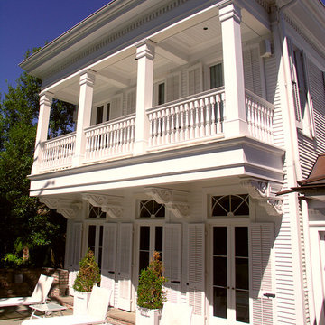 St. Charles Avenue Guesthouse - exterior