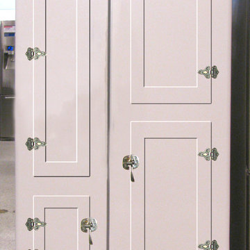 Converting a Refrigerator into an Antique Looking Icebox