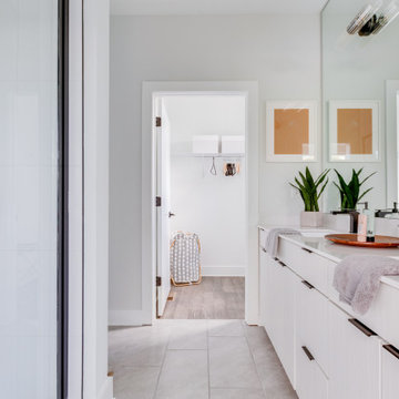 Modern Luxury Townhome AirBnB Short-Term Rental – Charlotte, NC