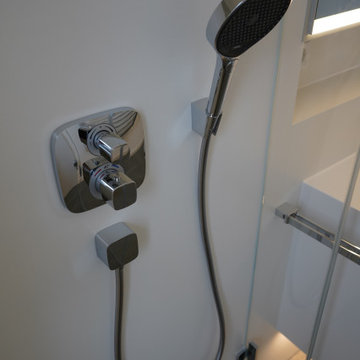 Aus einem Badezimmer wird ein Duschbad der extra Klasse
