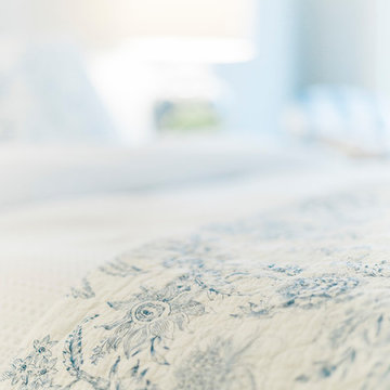 Telico - French country bedroom
