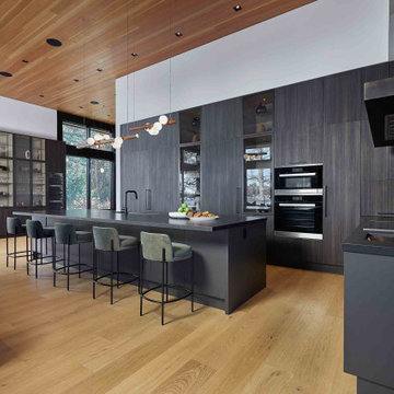 Where Architecture Meets Nature: Capturing the Soul of a Custom Cottage