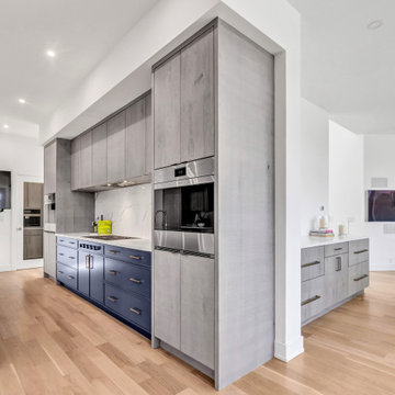 Euro Sawn Oak Contemporary Kitchen