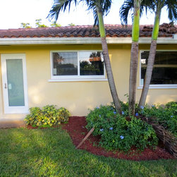 Hollywood - Traditional - Windows And Doors