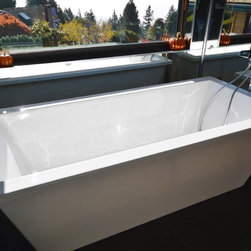 Caulfeild Renovation, West Vancouver - Bathtubs
