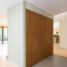 Front foyer/screen