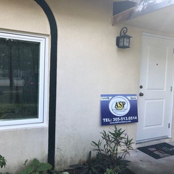 Roman Residence in Kendall - Windows And Doors