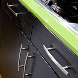 Atlas Housewares - Curved Line A810 - Cabinet And Drawer Handle Pulls