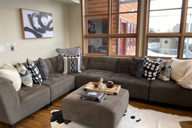 Example of a southwest home design design in Salt Lake City
