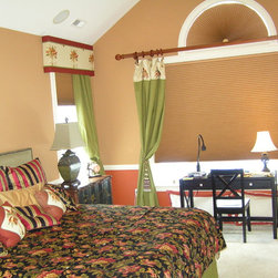 Room darkening Duette honeycomb shades - Cellular Shades