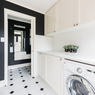 Waschküche mit schwarzer Wandfarbe Ideen, Design & Bilder - Oktober