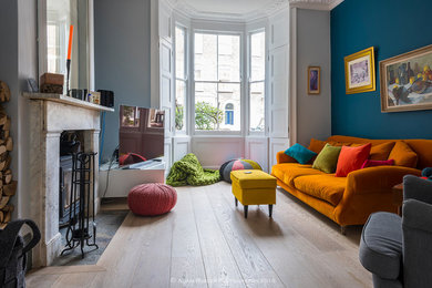 Inspiration for an eclectic living room remodel in London
