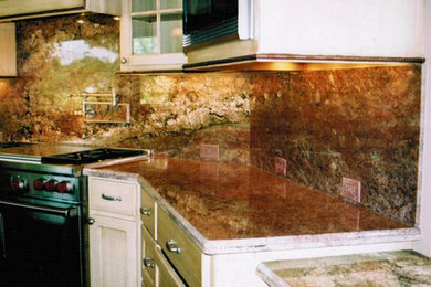 Elegant home design photo in Houston