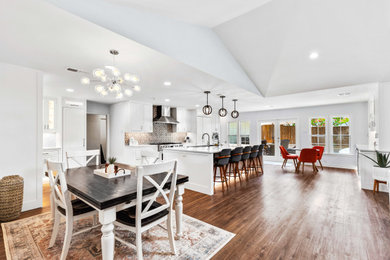 Inspiration for a transitional kitchen remodel in Dallas