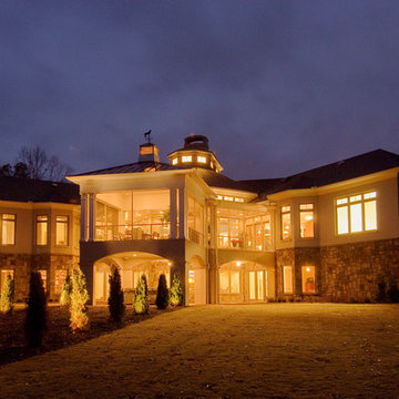 Art & Entertain Lake Home