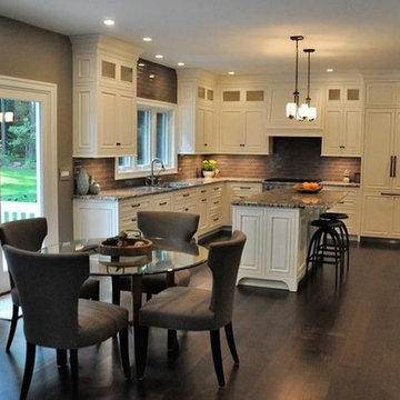 Decorating/Staging Simsbury Kitchen