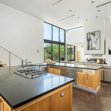 Dessert Hillside Retreat