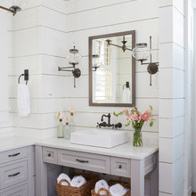Beachhouse Bathroom