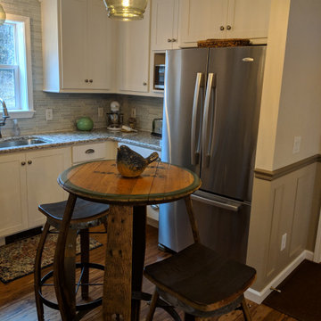 Small, quaint kitchen in Horseheads, NY