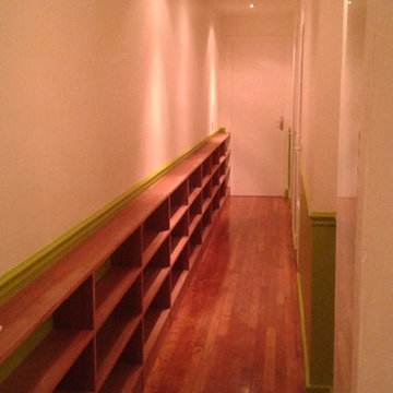 Longue bibliothèque