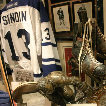 Memorabilia Display & Entertainment Space