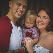 Taylor Sparks's photo