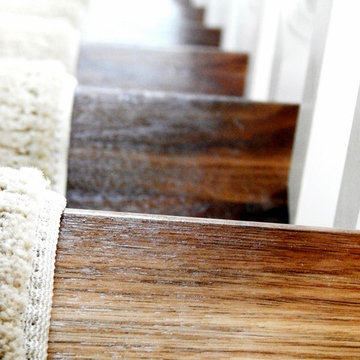 Conventional stair with flared bottom - Naples