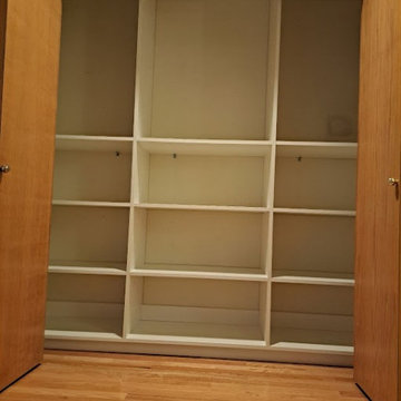 Reach In Closets