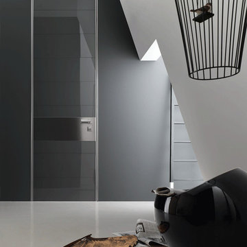 Modern Interior Door from Oikos Collection